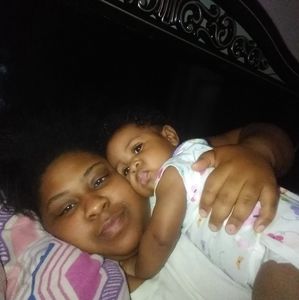 Meet your Posher, Gloria